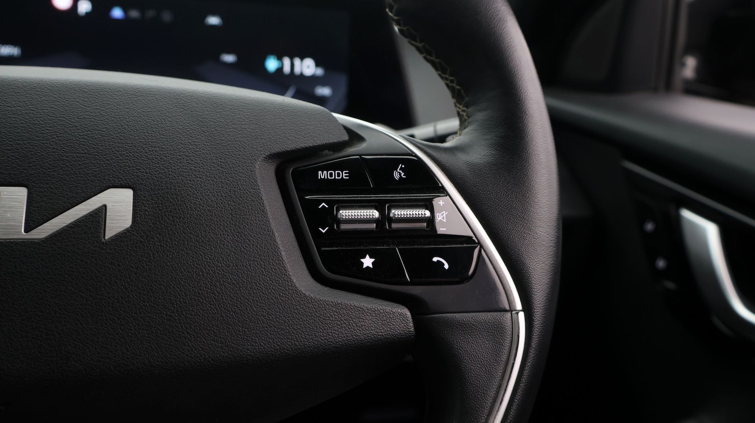 Used Kia EV6 2023 for sale - 77341116: Photo 27