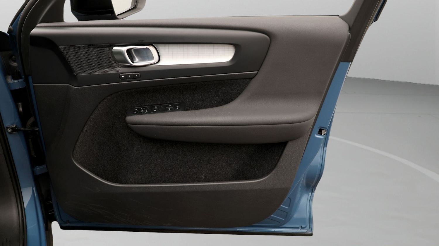 Used Volvo XC40 2022 for sale - 77182080: Photo 15