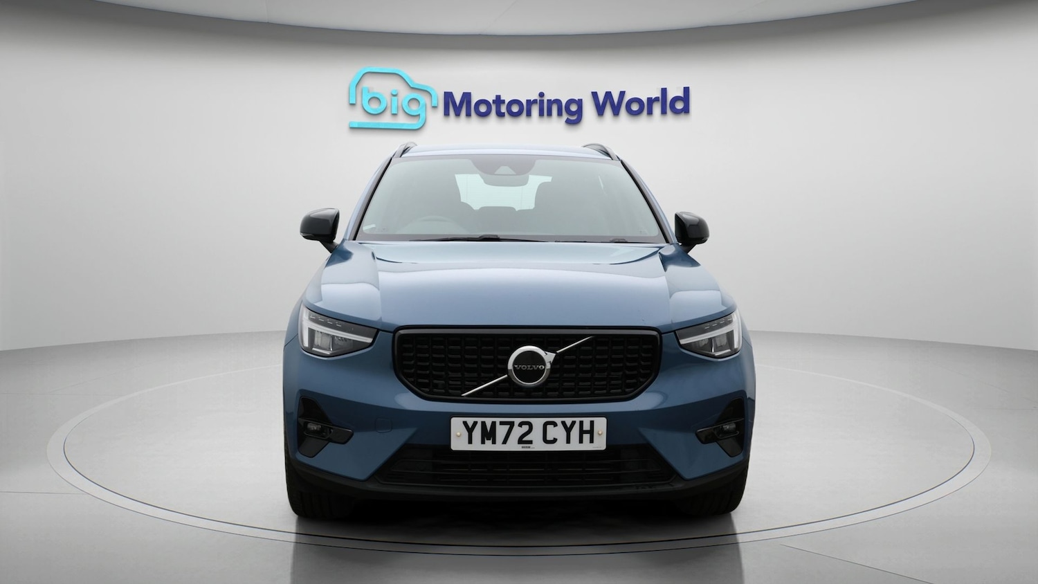 Used Volvo XC40 2022 for sale - 77182080: Photo 2