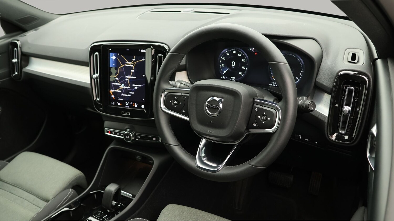 Used Volvo XC40 2022 for sale - 77182080: Photo 9