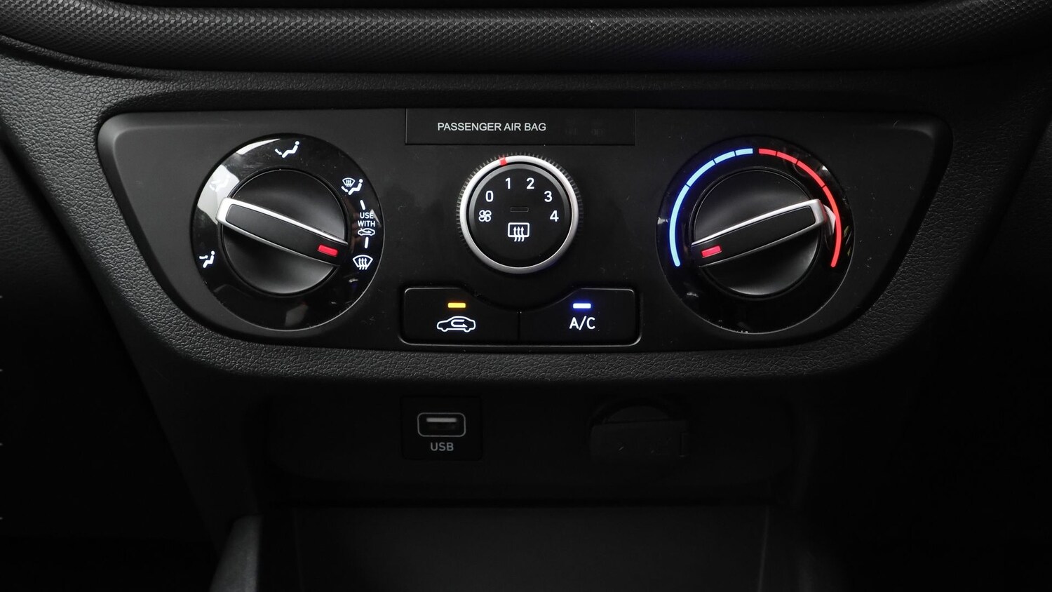 Used Hyundai i10 2022 for sale - 77270850: Photo 12