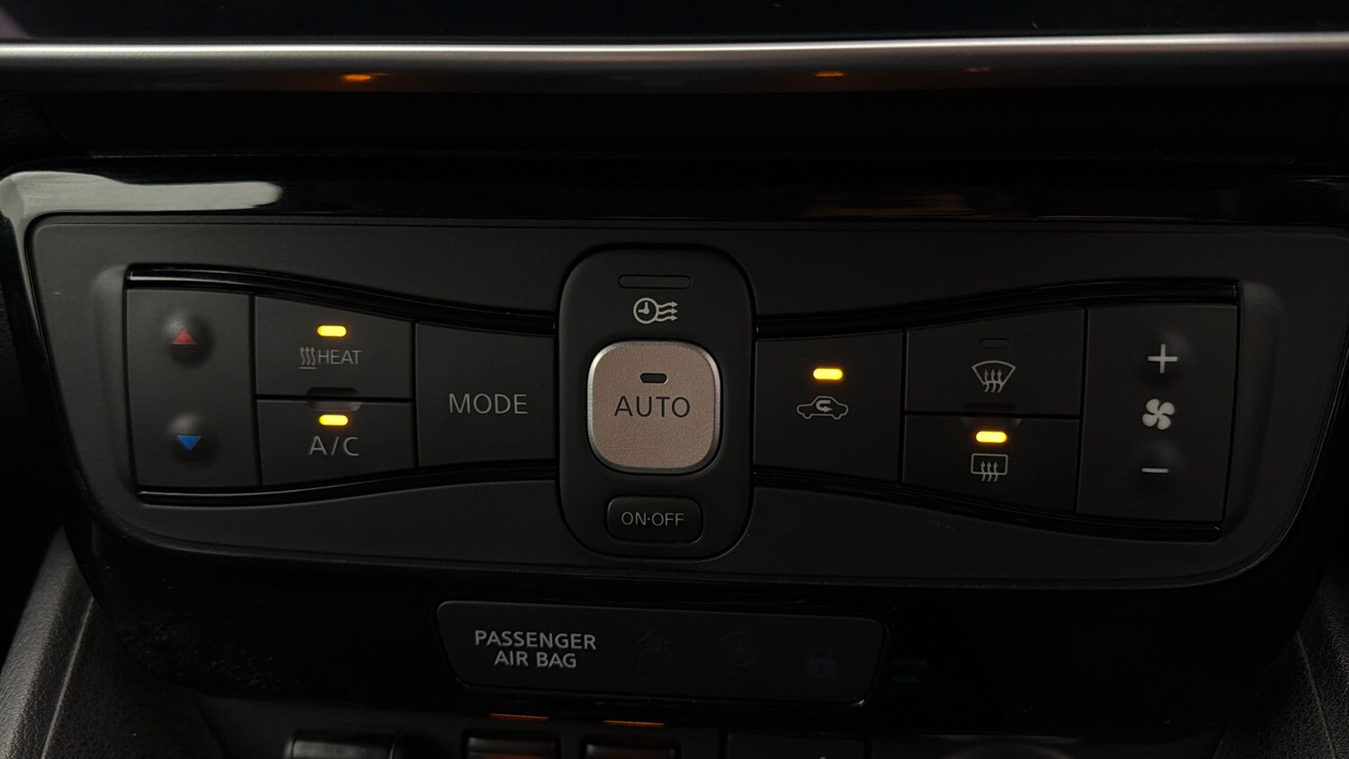 Used Nissan Leaf 2021 for sale - 77802214: Photo 11