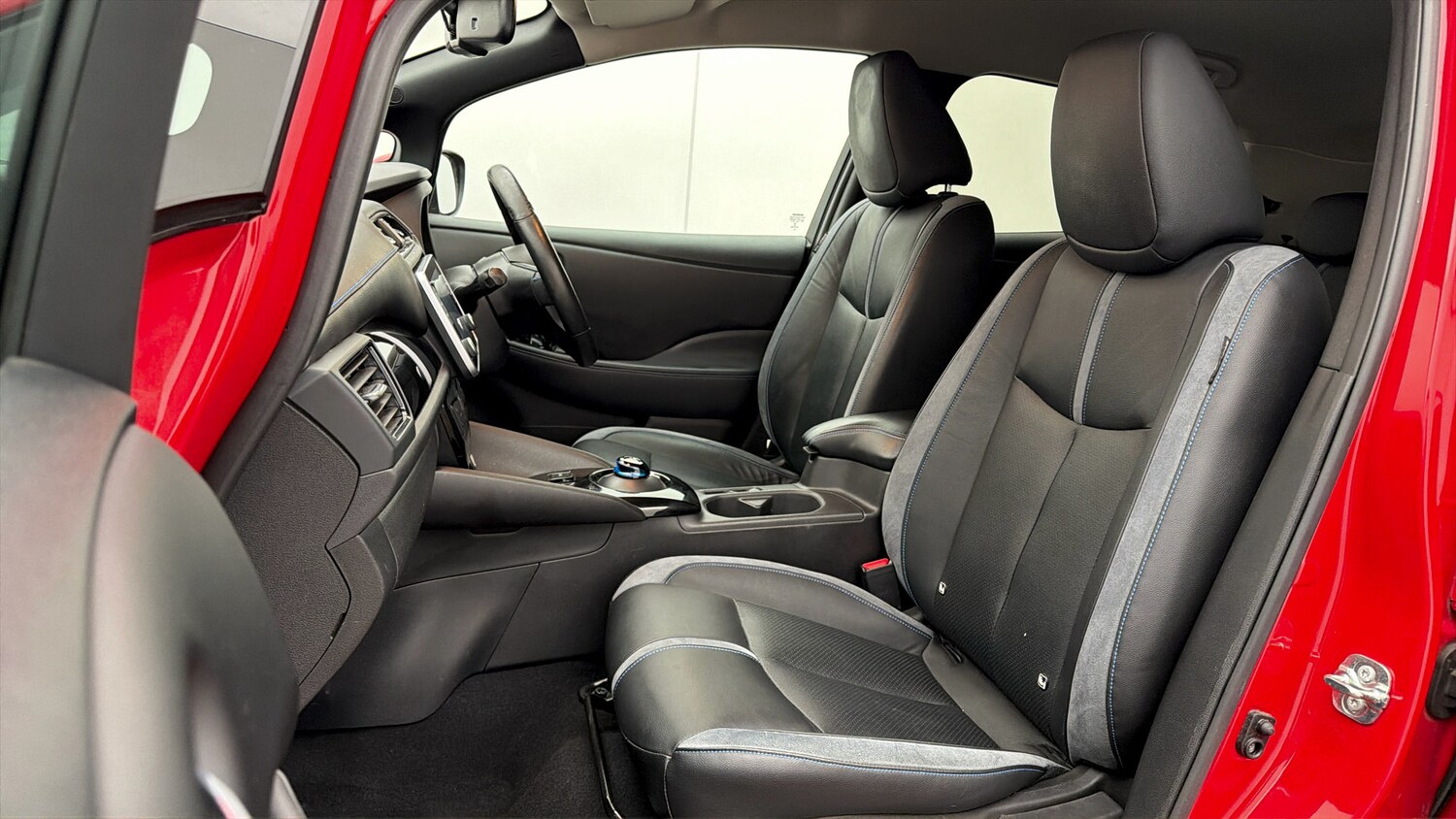 Used Nissan Leaf 2021 for sale - 77802214: Photo 13