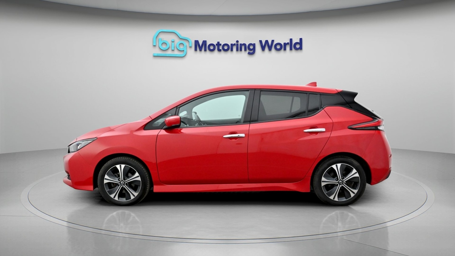 Used Nissan Leaf 2021 for sale - 77802214: Photo 4