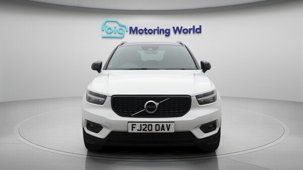 Used Volvo XC40 2020 for sale - 76259961: Photo 3