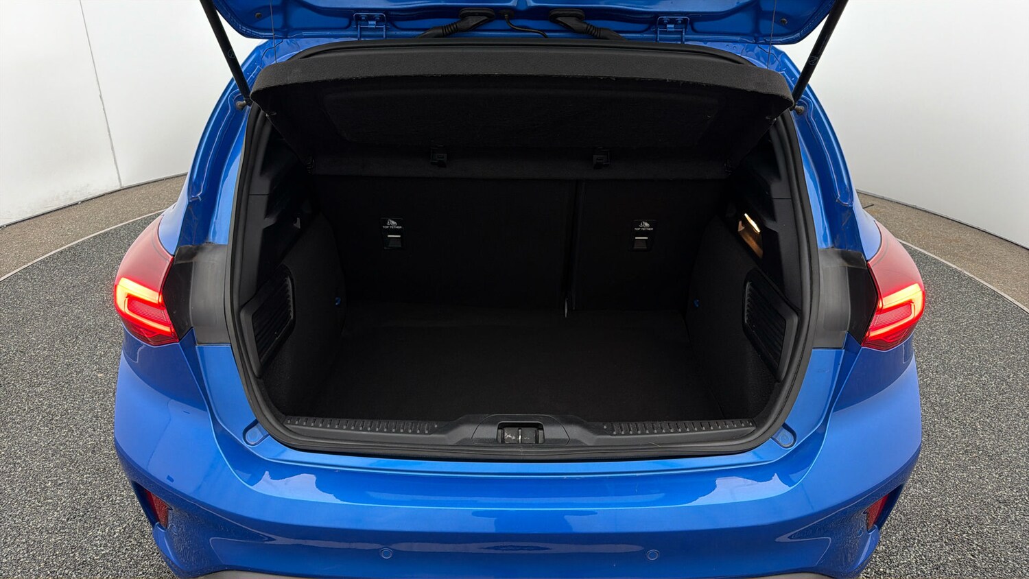 Used Ford Focus 2023 for sale - 78210370: Photo 16