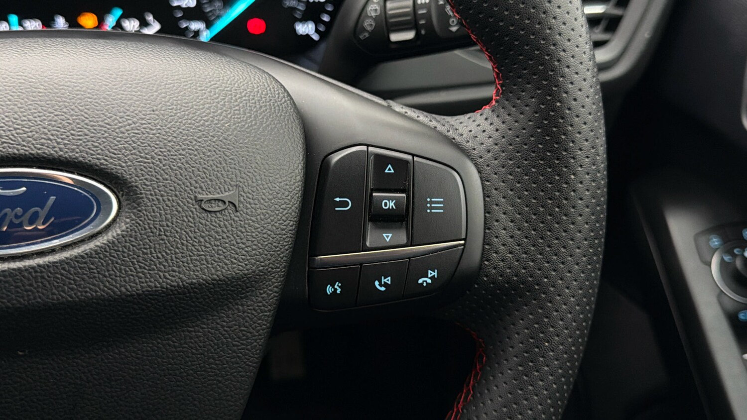 Used Ford Focus 2023 for sale - 78210370: Photo 24