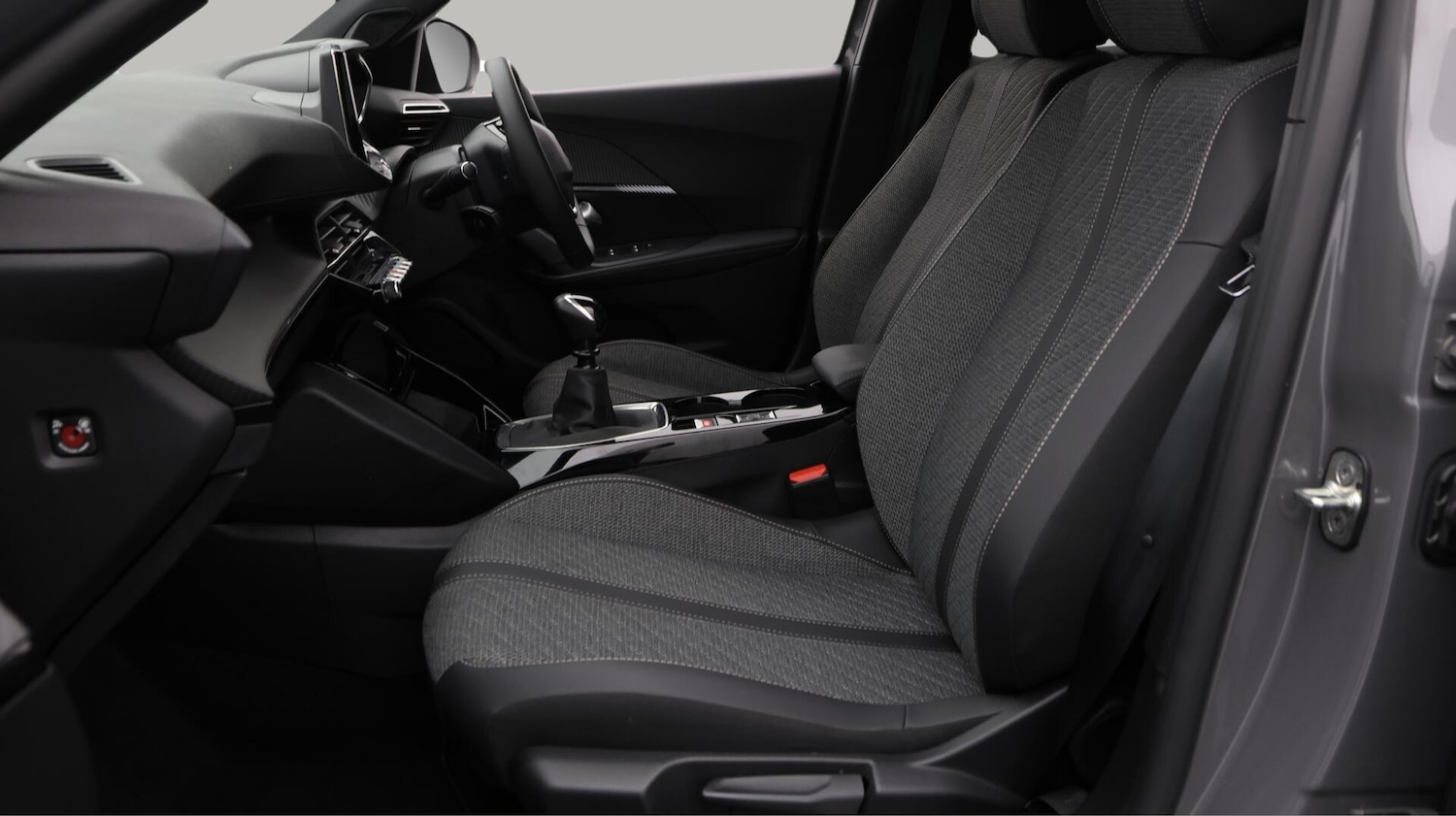 Used Peugeot 2008 2024 for sale - 76259258: Photo 15