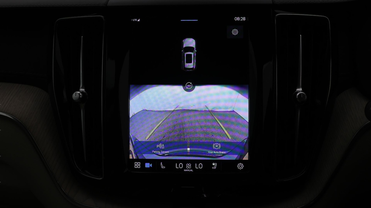 Used Volvo XC60 2022 for sale - 77669144: Photo 24