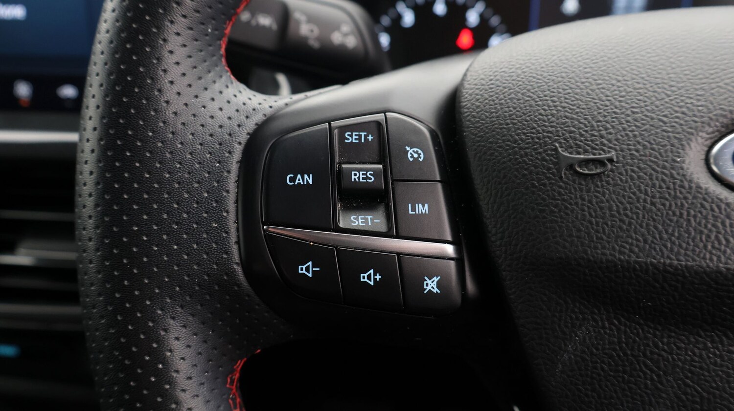 Used Ford Focus 2023 for sale - 77351075: Photo 21