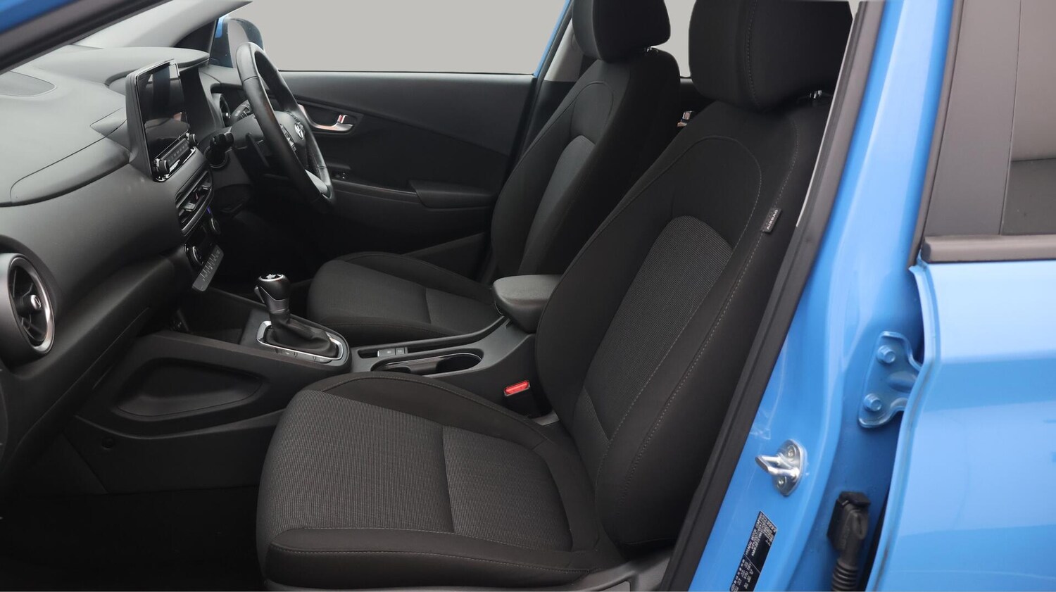 Used Hyundai KONA 2021 for sale - 76550247: Photo 15