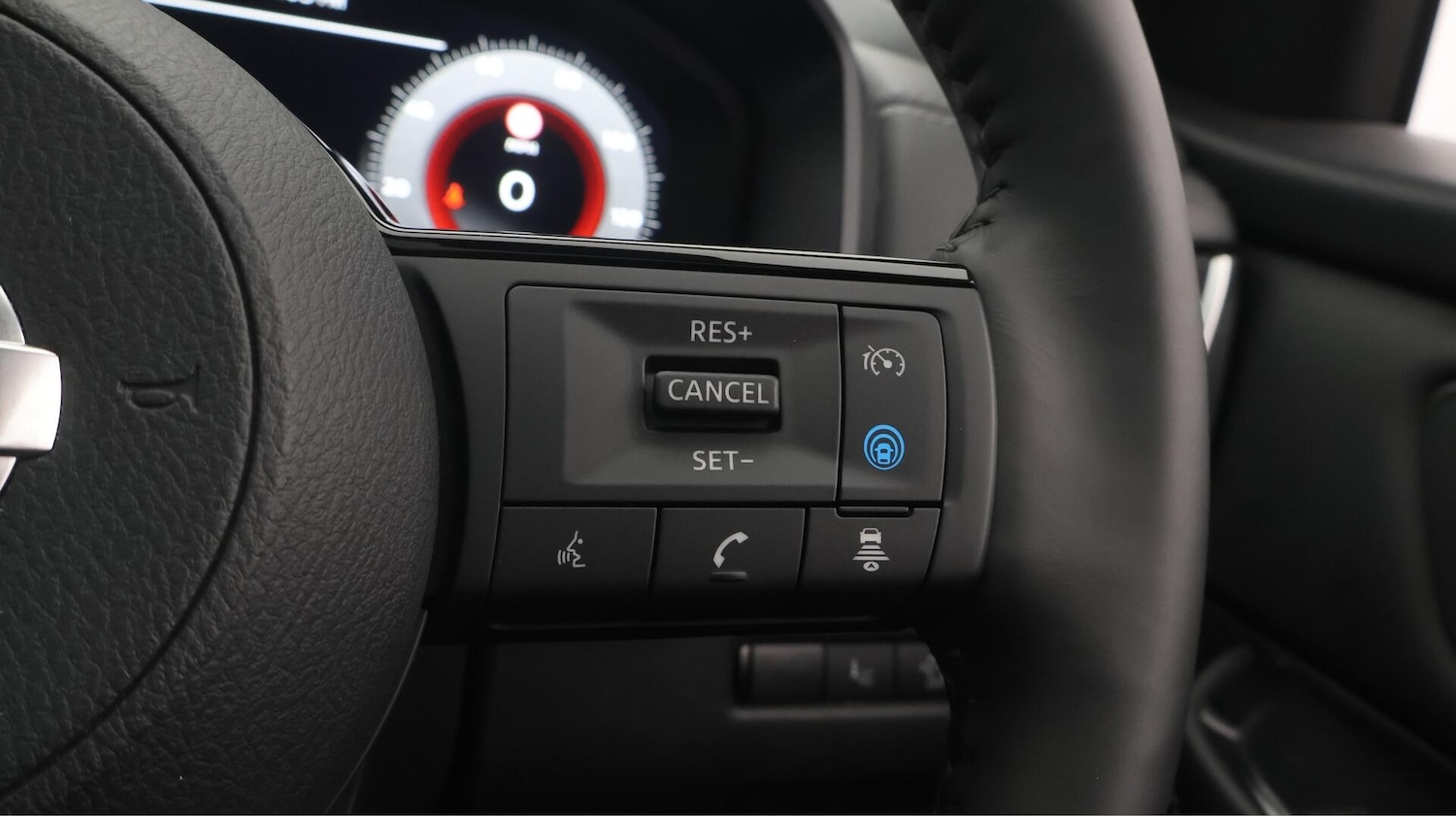 Used Nissan Qashqai for sale - 76728087: Photo 24