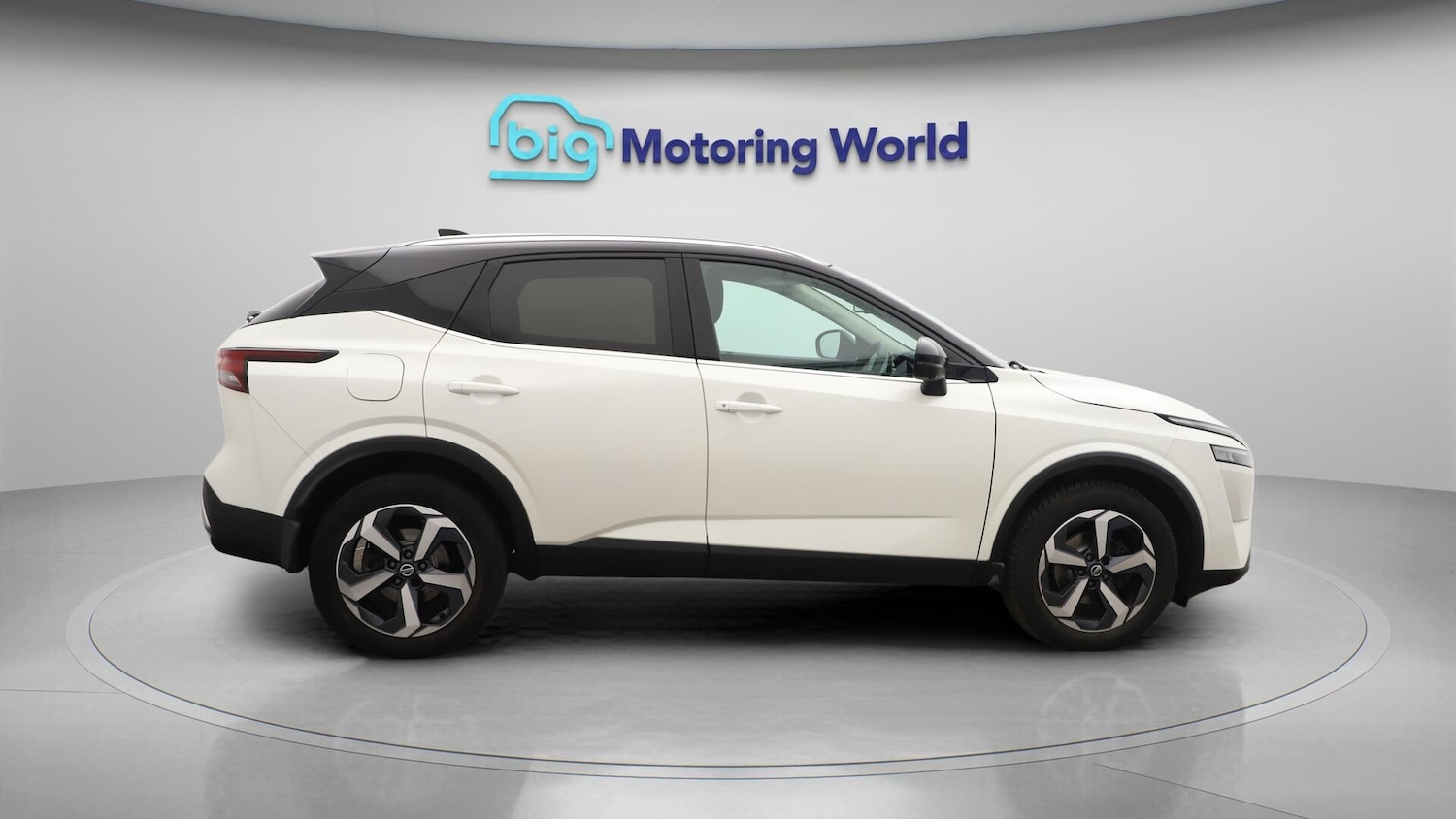 Used Nissan Qashqai for sale - 76728087: Photo 9