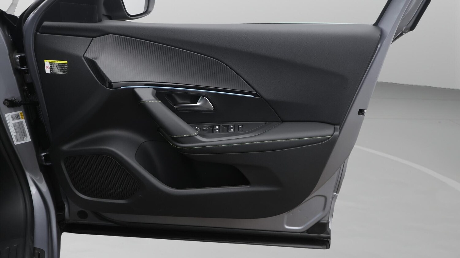 Used Peugeot 2008 2023 for sale - 76573660: Photo 16