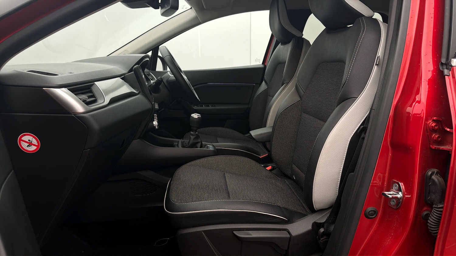 Used Renault Captur 2023 for sale - 77962460: Photo 13