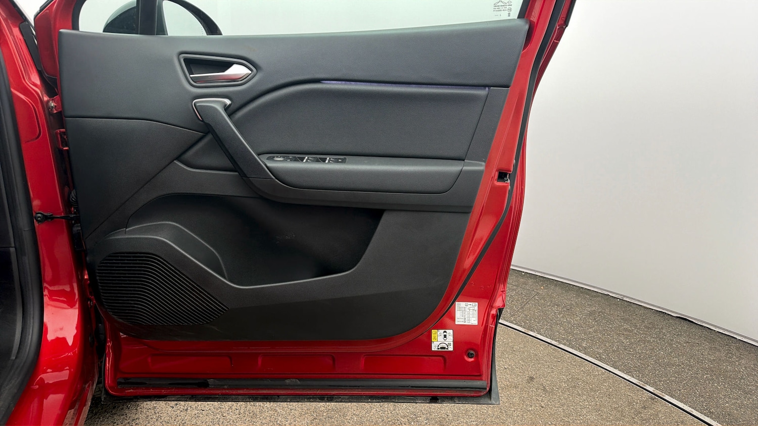 Used Renault Captur 2023 for sale - 77962460: Photo 14