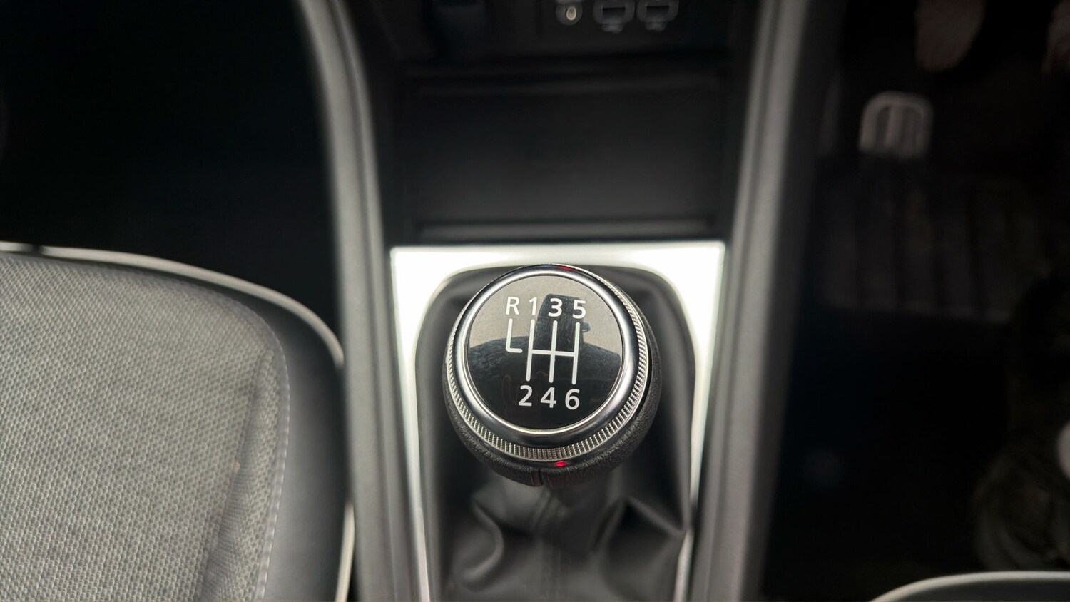 Used Renault Captur 2023 for sale - 77962460: Photo 24