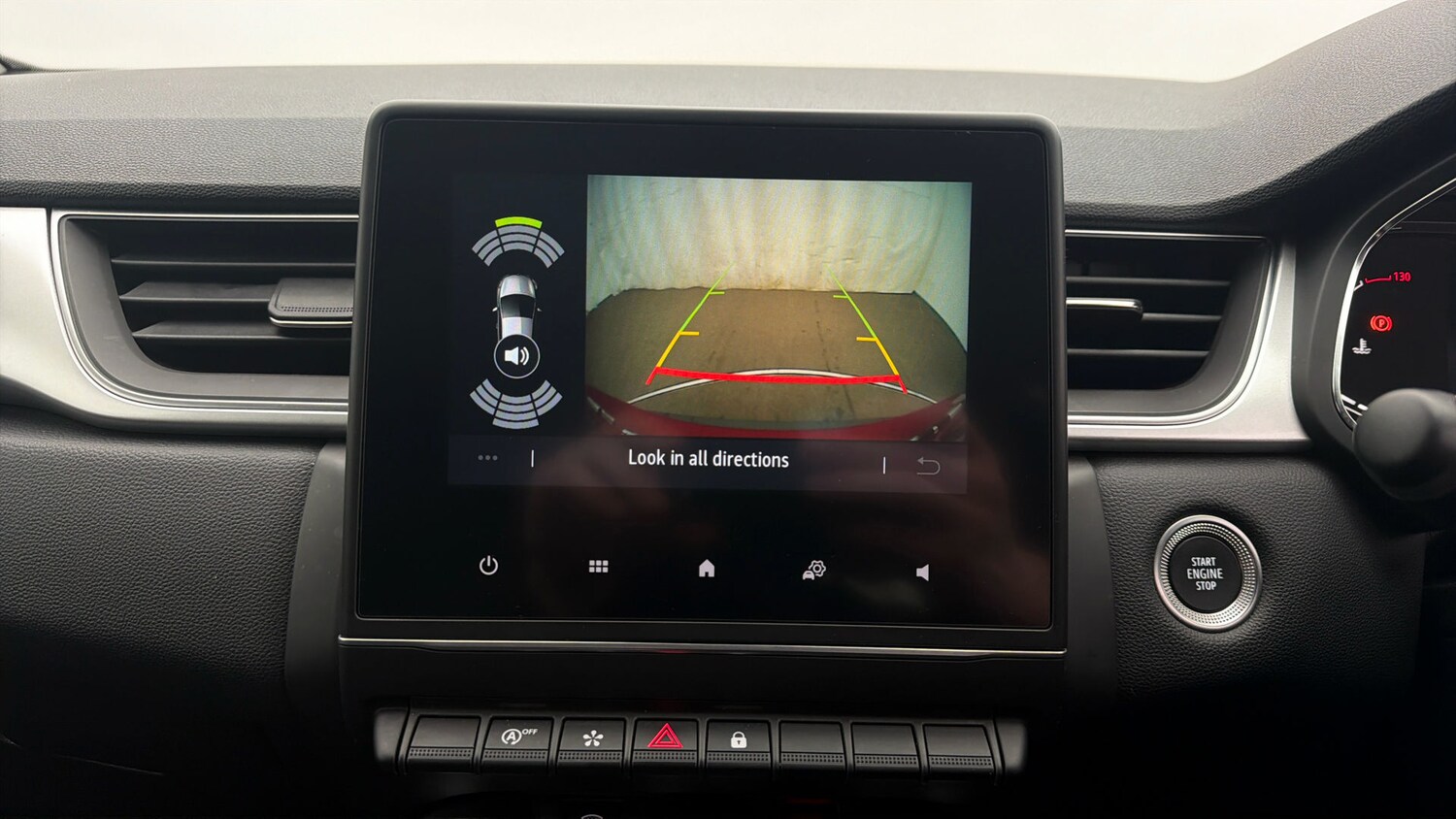 Used Renault Captur 2023 for sale - 77962460: Photo 26