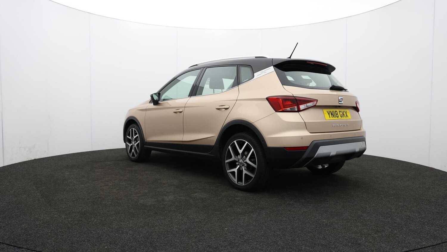 Used SEAT Arona 2018 for sale - 76259083: Photo 76