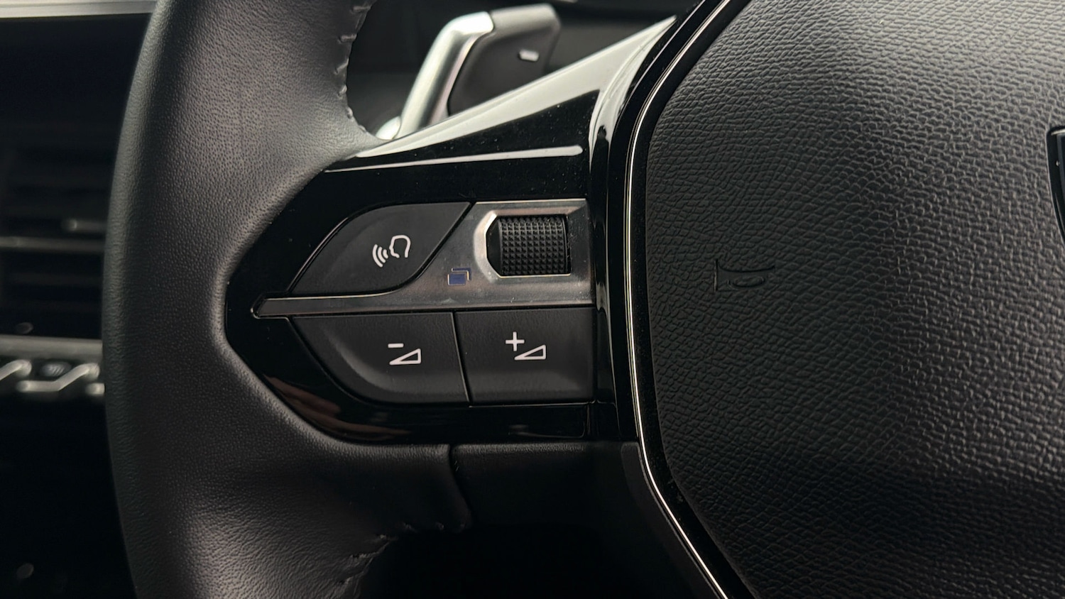 Used Peugeot 2008 2023 for sale - 78064566: Photo 23