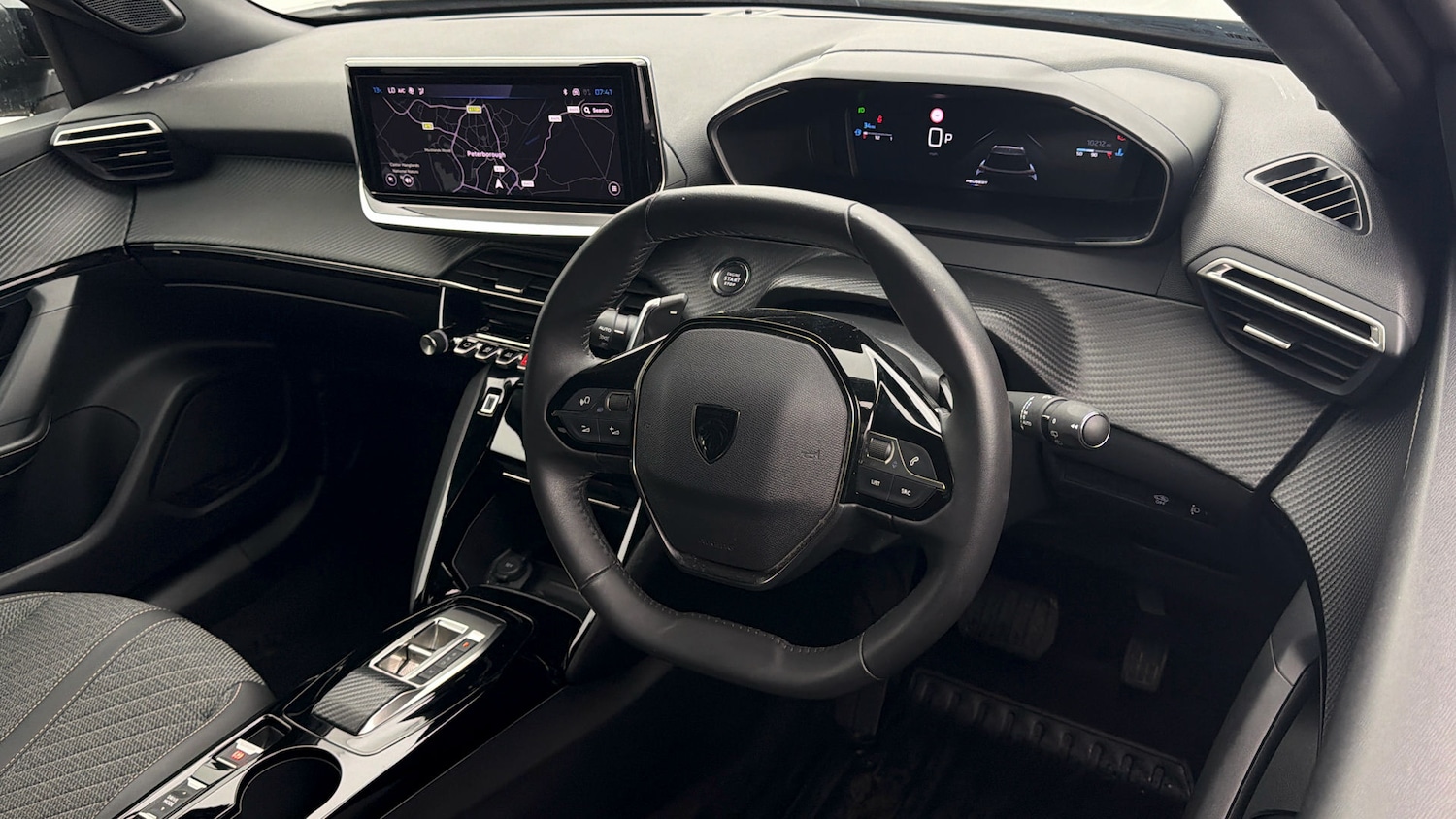 Used Peugeot 2008 2023 for sale - 78064566: Photo 9