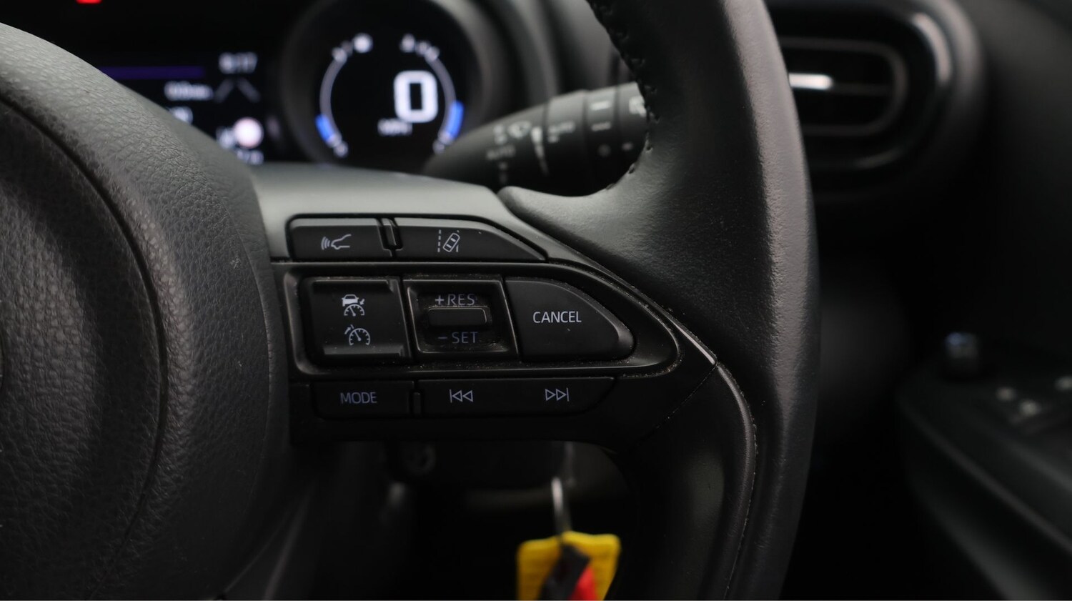 Used Toyota Yaris 2022 for sale - 77190346: Photo 27