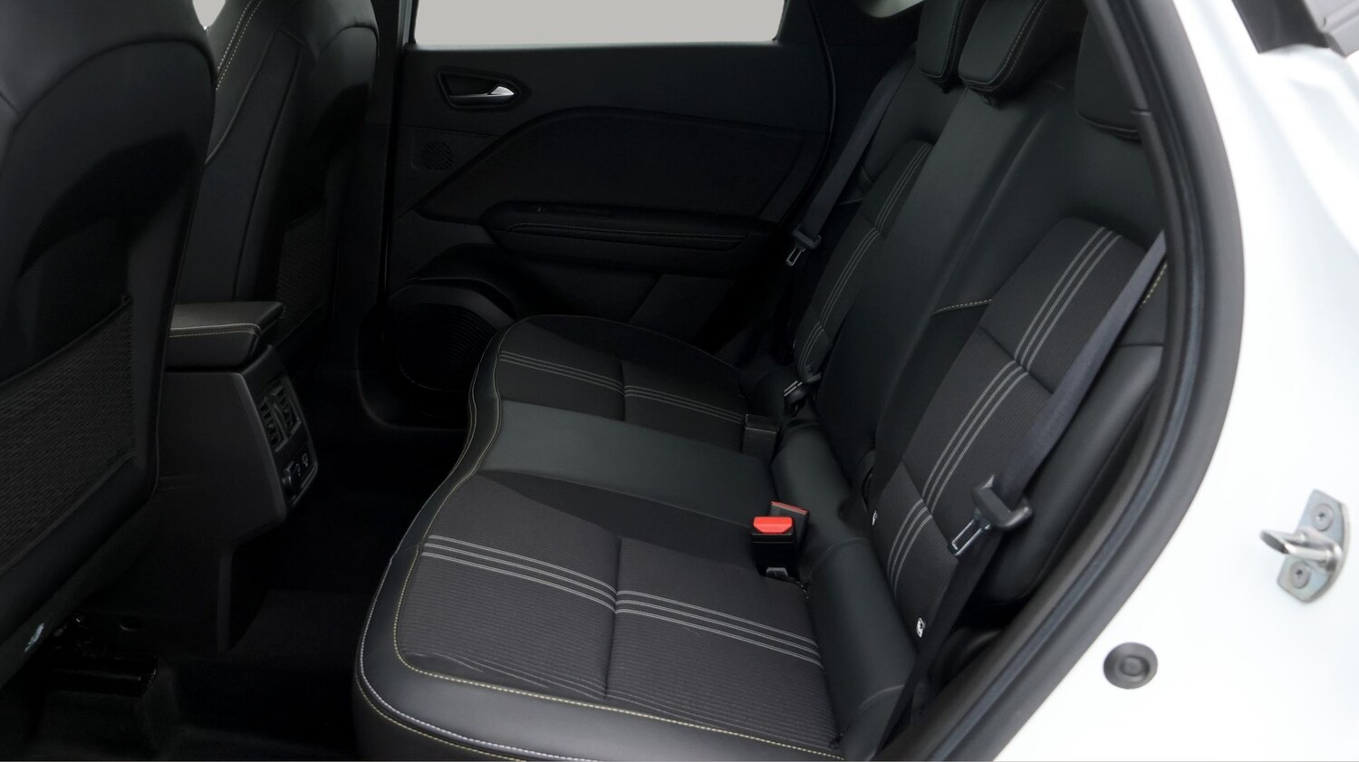 Used Renault Captur 2024 for sale - 77276813: Photo 16