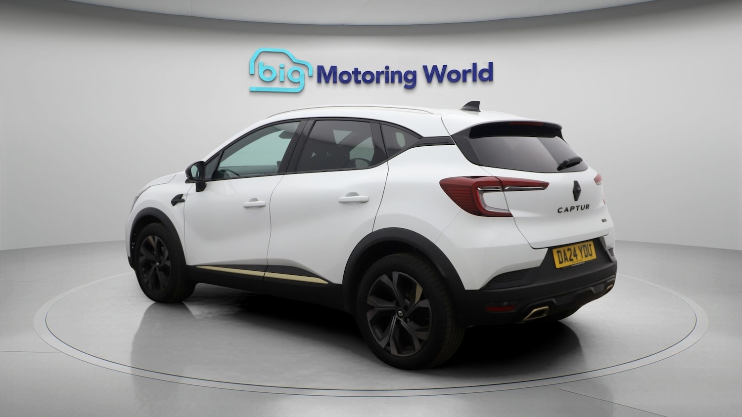 Used Renault Captur 2024 for sale - 77276813: Photo 5