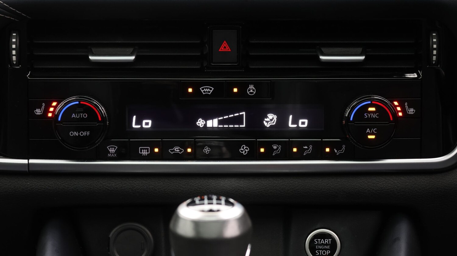 Used Nissan Qashqai for sale - 77864662: Photo 12