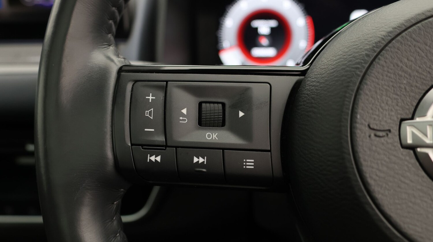 Used Nissan Qashqai for sale - 77864662: Photo 26