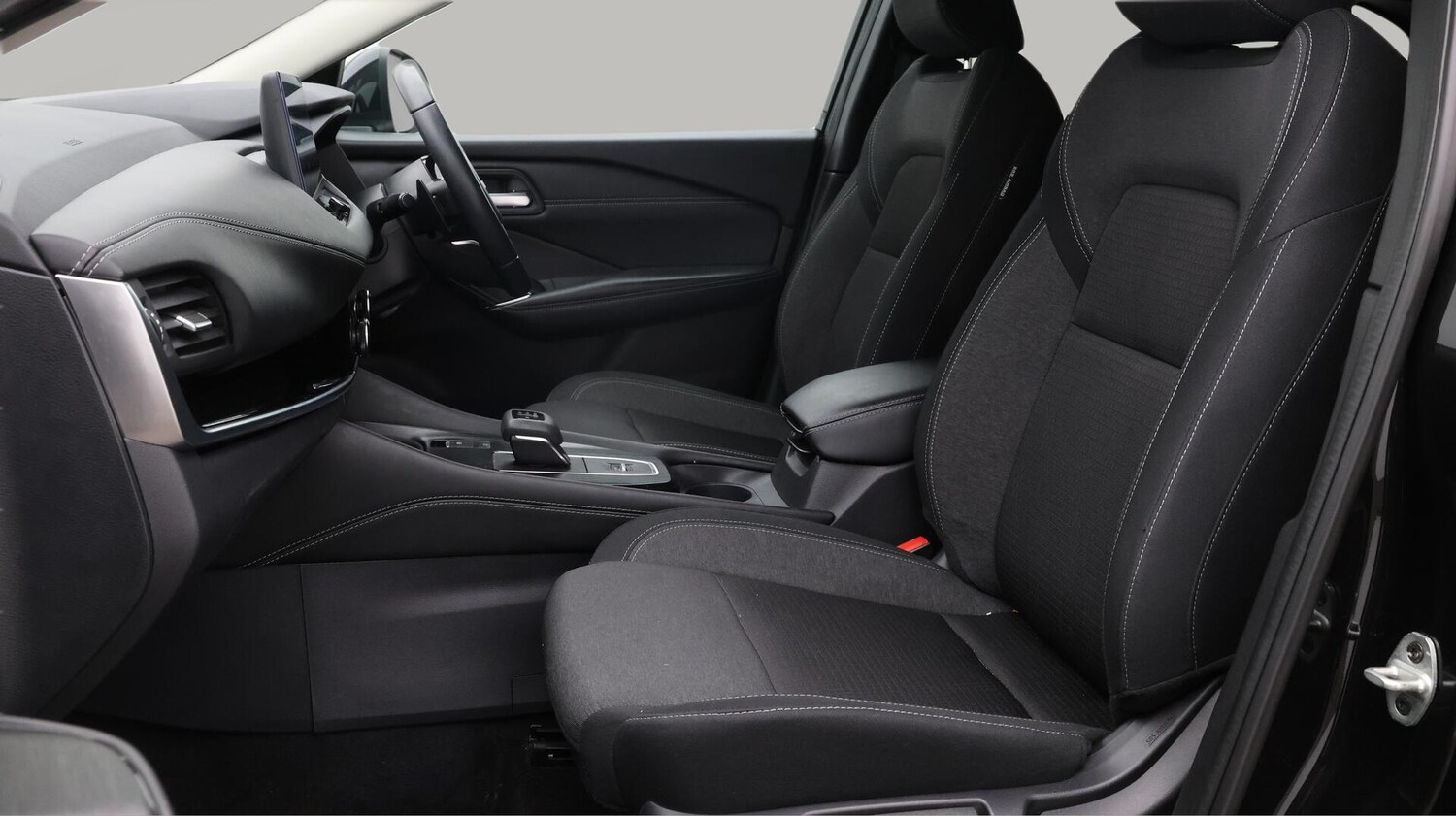 Used Nissan Qashqai for sale - 76728888: Photo 15