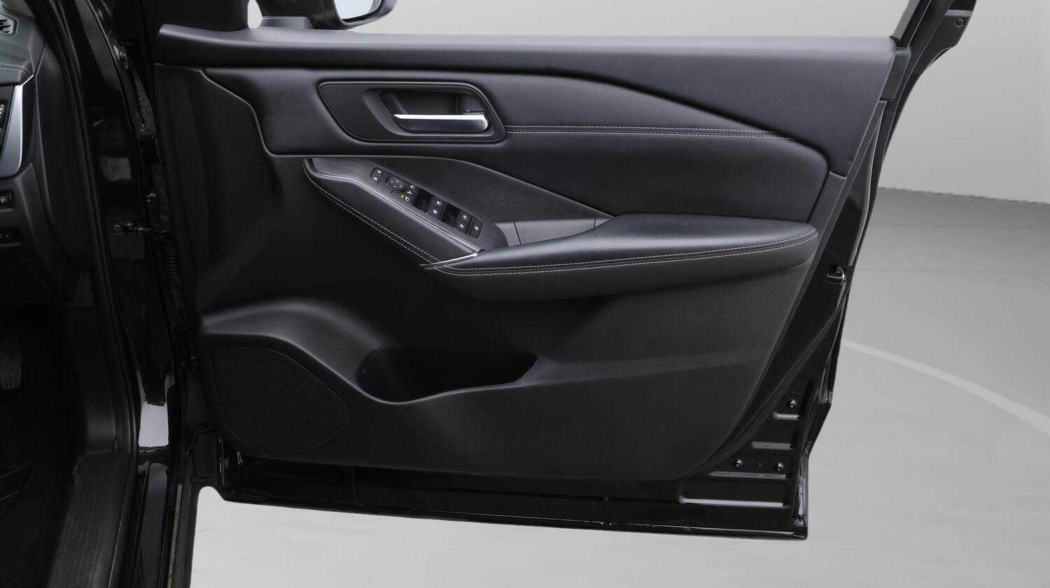 Used Nissan Qashqai for sale - 76728888: Photo 16