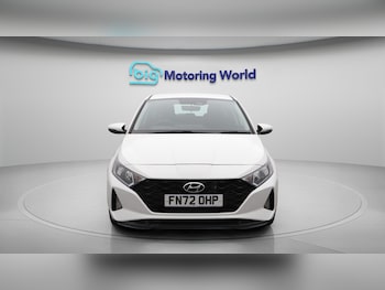Used Hyundai i20 2022 for sale - 76700870: Photo