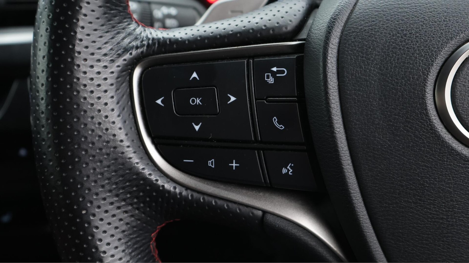 Used Lexus UX 2020 for sale - 76743291: Photo 25