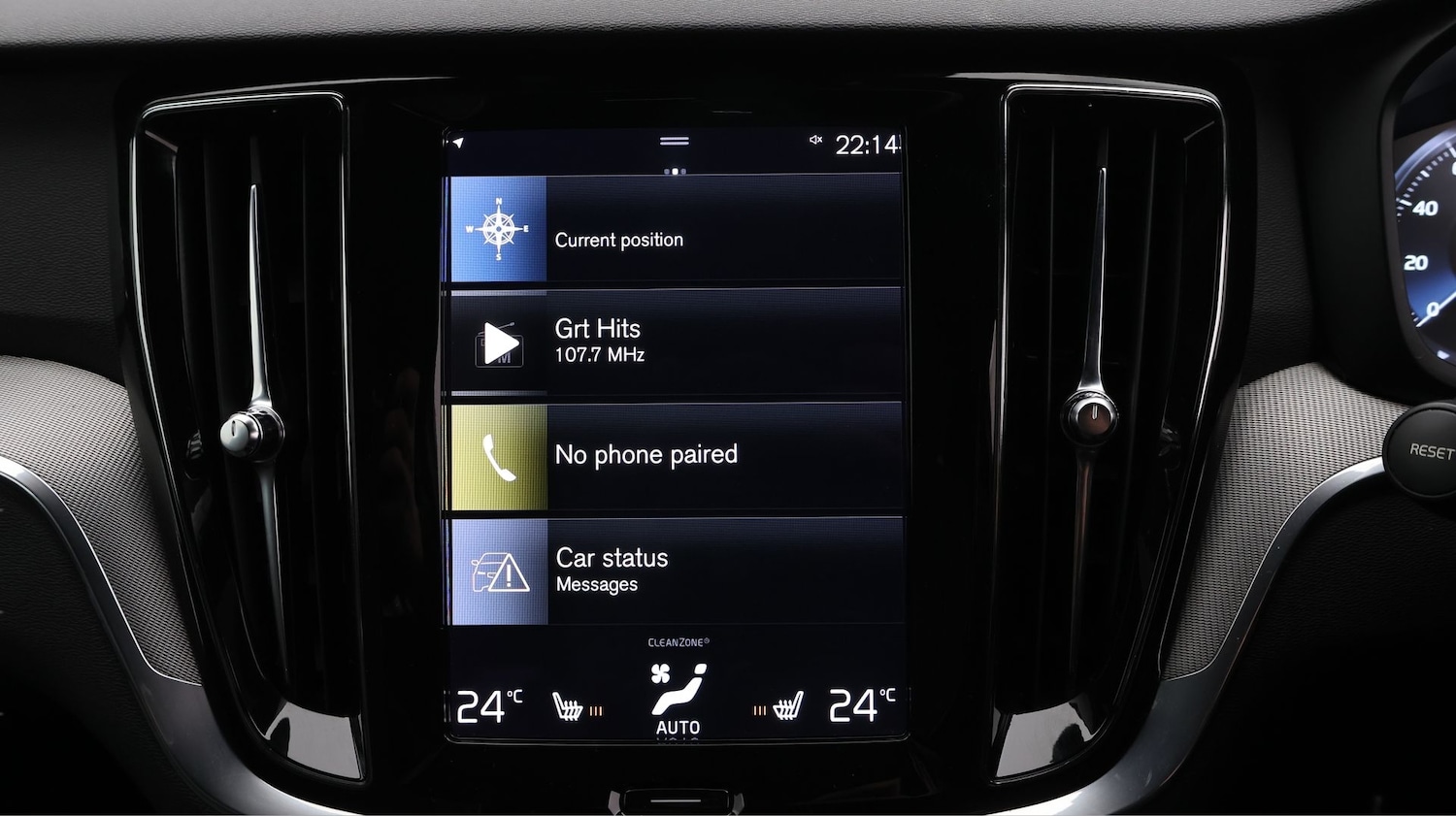 Used Volvo V60 2022 for sale - 77797099: Photo 11