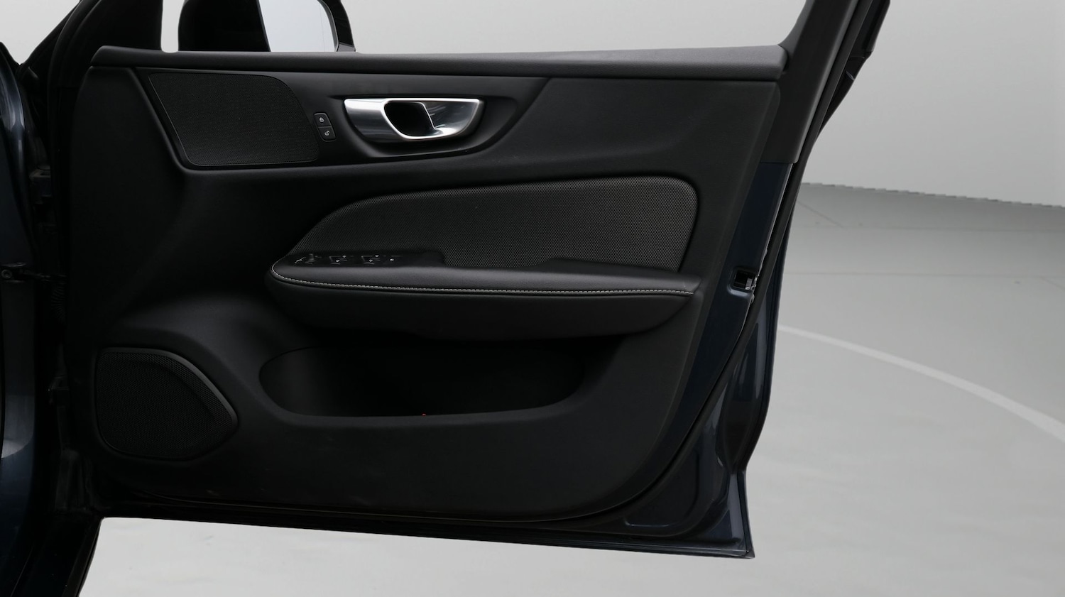 Used Volvo V60 2022 for sale - 77797099: Photo 15