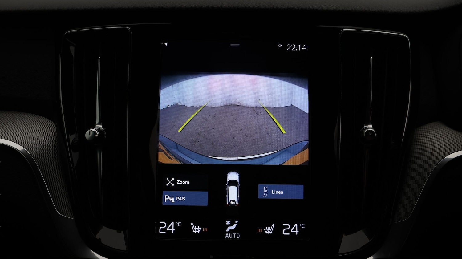 Used Volvo V60 2022 for sale - 77797099: Photo 21