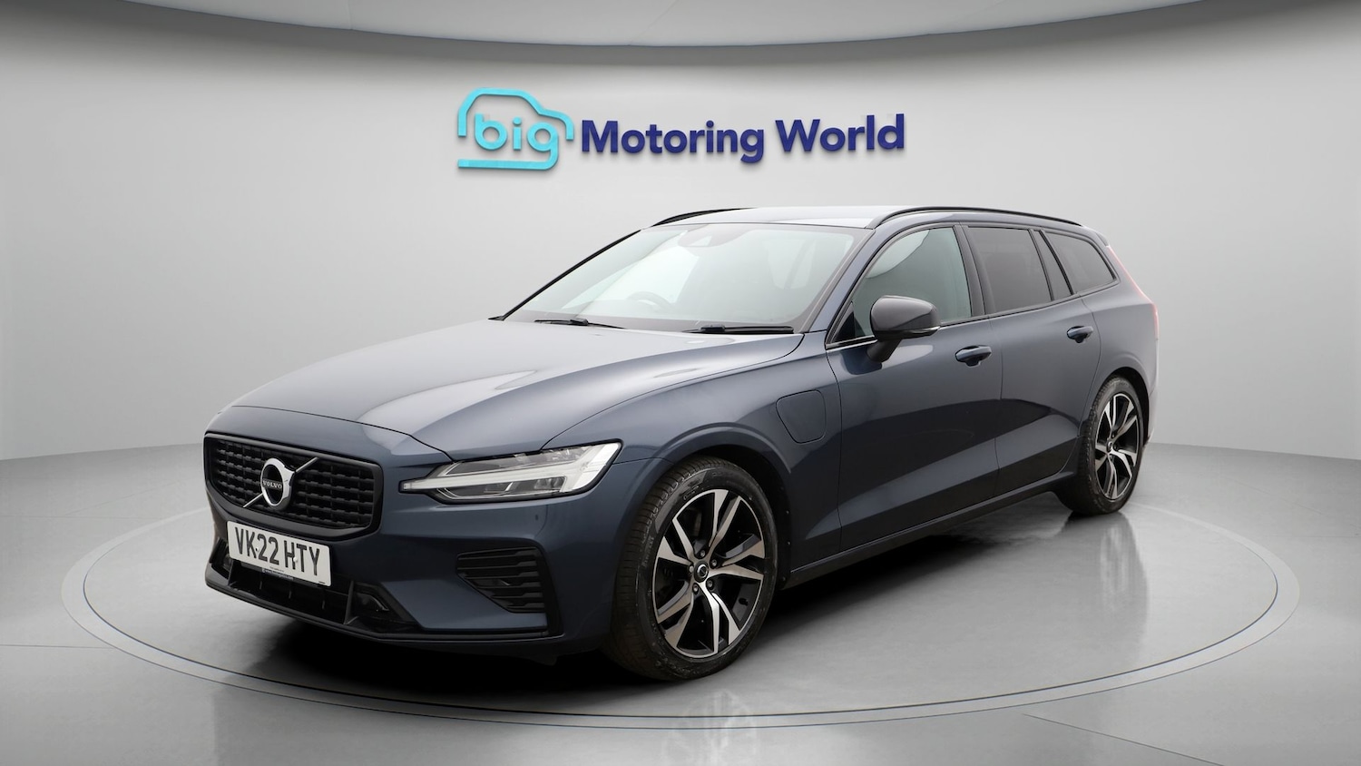 Used Volvo V60 2022 for sale - 77797099: Photo 3