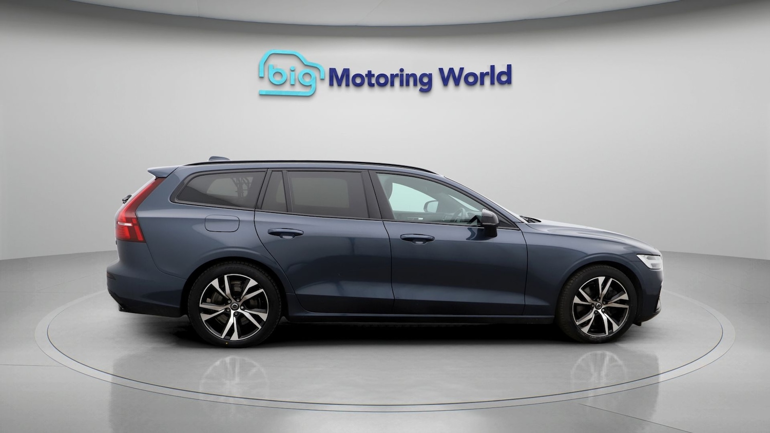 Used Volvo V60 2022 for sale - 77797099: Photo 8