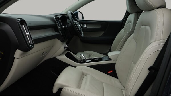 Used Volvo XC40 2020 for sale - 76282901: Photo 15