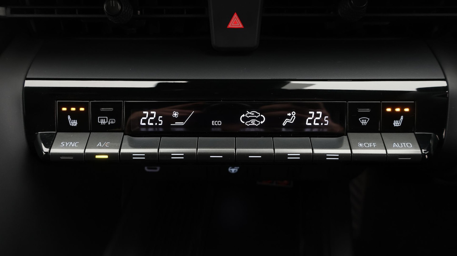 Used Toyota C-HR 2025 for sale - 77181820: Photo 12