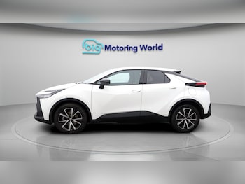 Used Toyota C-HR 2025 for sale - 77181820: Photo
