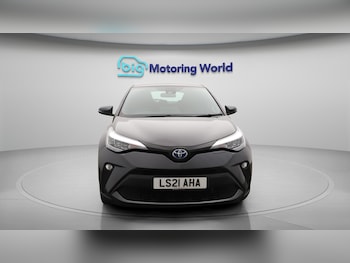 Used Toyota C-HR 2021 for sale - 75839322: Photo