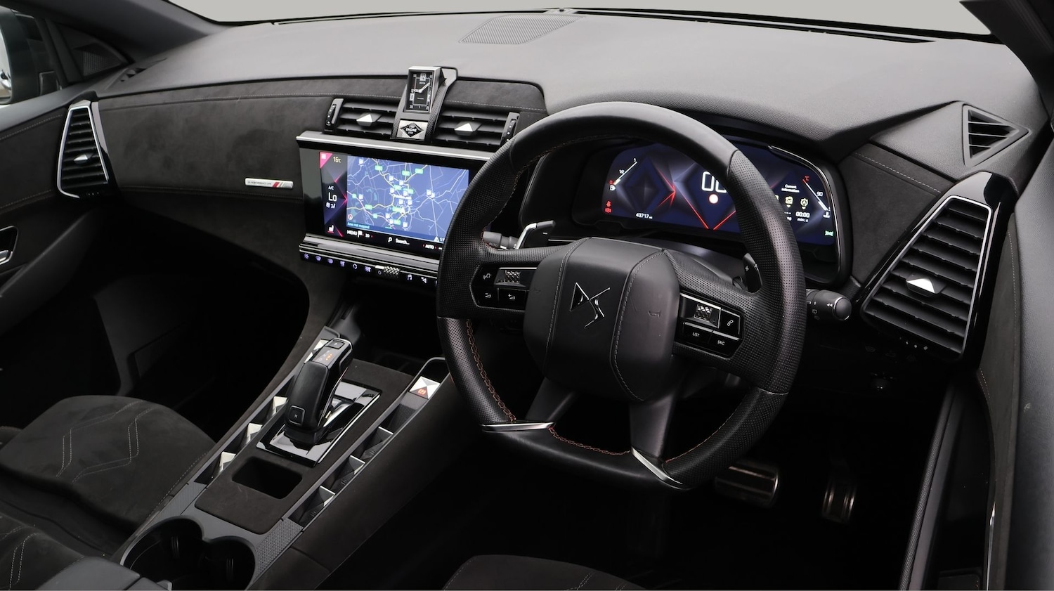 Used DS Automobiles DS 7 Crossback 2021 for sale - 77618593: Photo 9