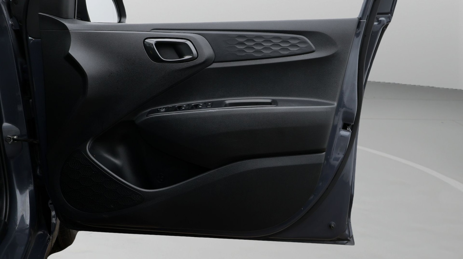 Used Hyundai i10 2023 for sale - 77522234: Photo 15