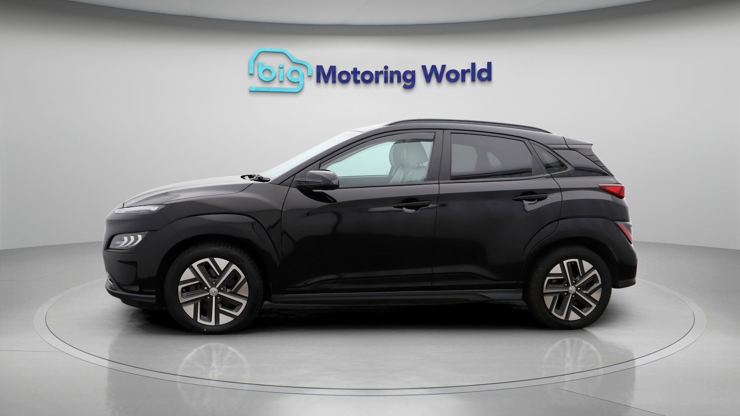 Used Hyundai KONA 2023 for sale - 77715586: Photo 4