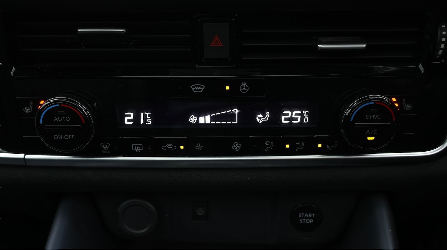 Used Nissan Qashqai 2024 for sale - 77890279: Photo 12