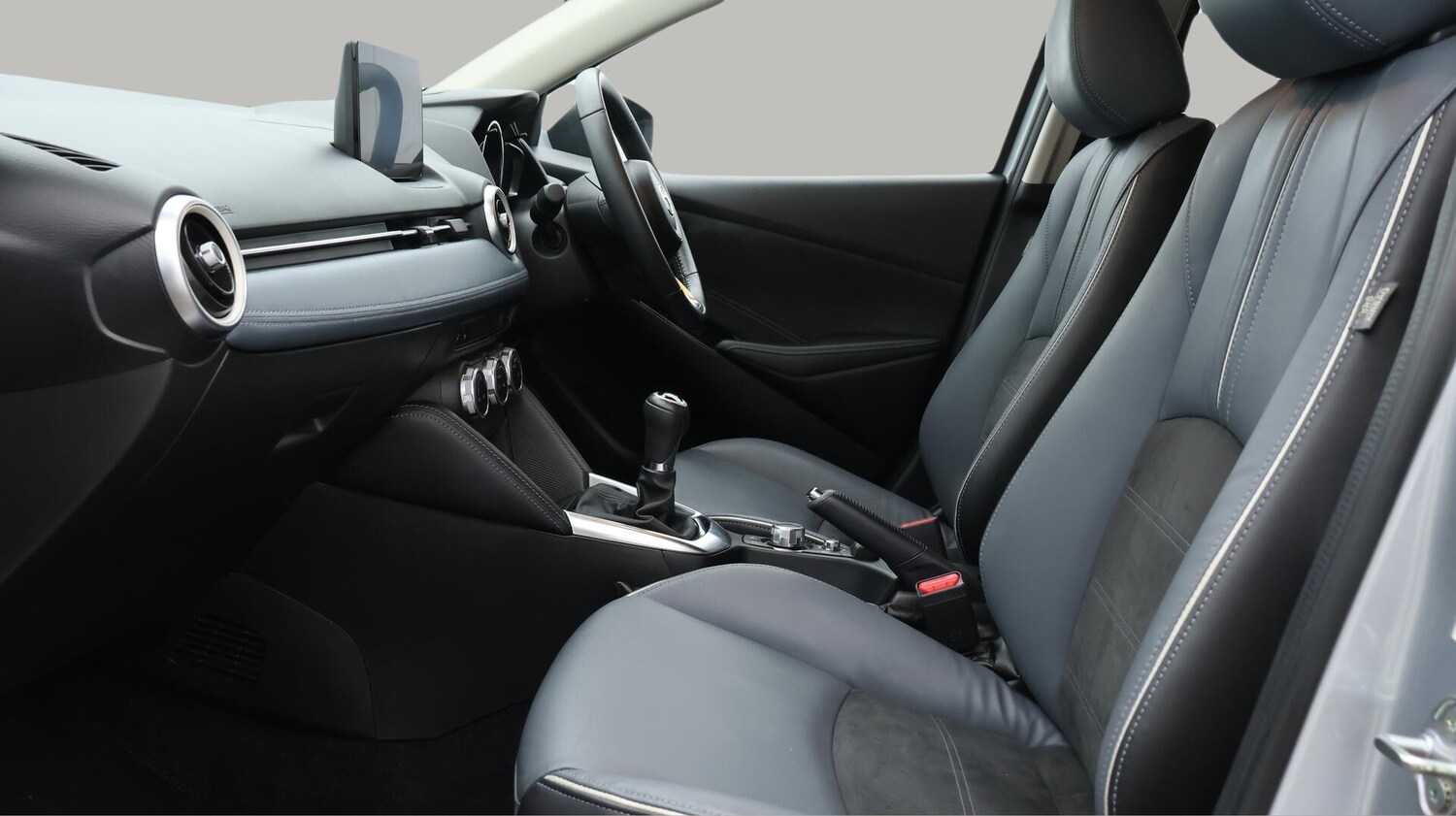 Used Mazda Mazda2 2022 for sale - 76326062: Photo 15