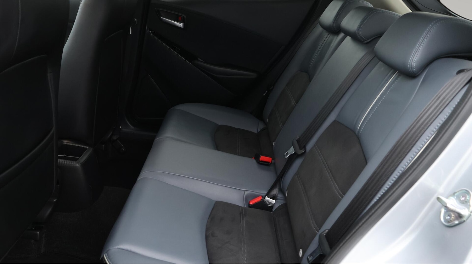 Used Mazda Mazda2 2022 for sale - 76326062: Photo 17