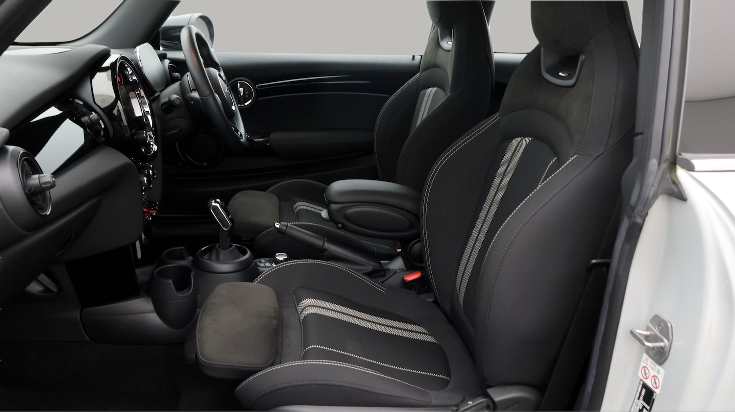 Used MINI Hatch 2022 for sale - 77570203: Photo 14